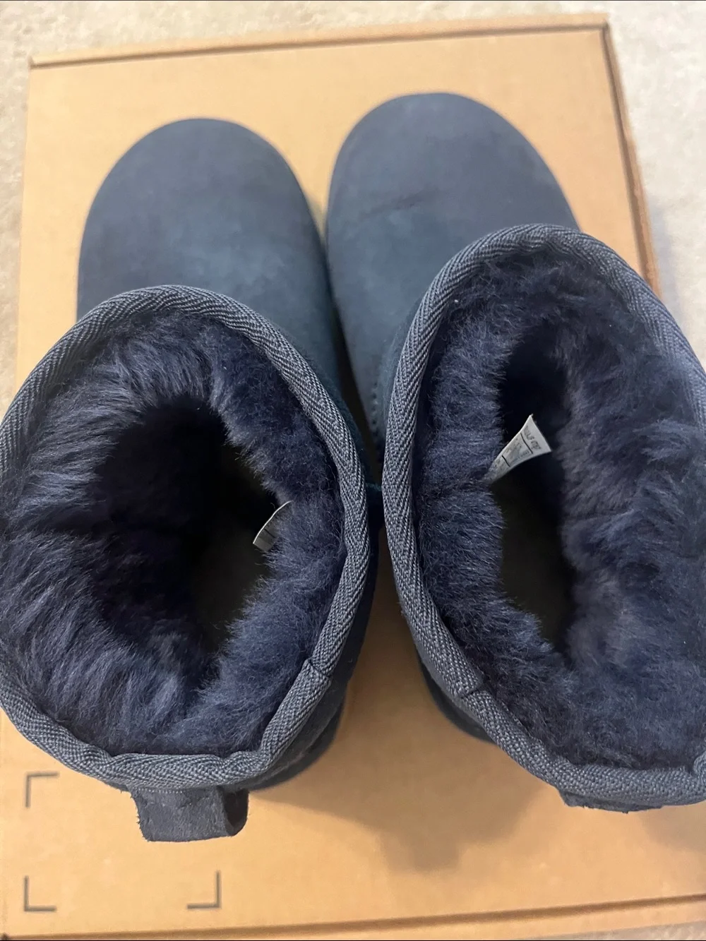 UGG Women's Classic Mini II Boot dark indigo nwot size 7